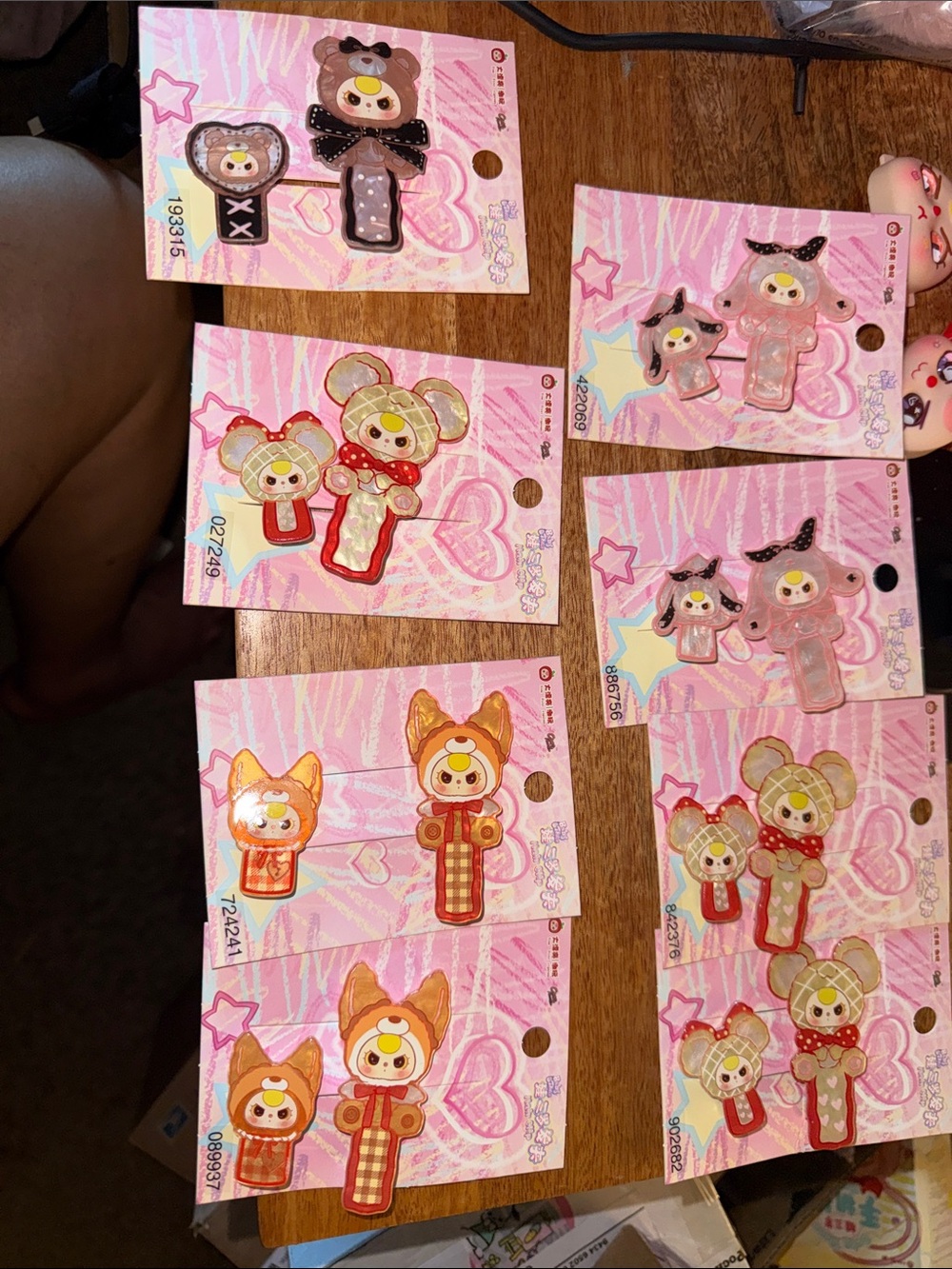 Baby 3 Confirmed Hair Clips
